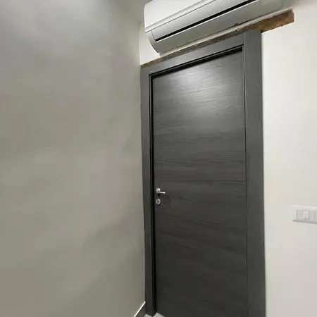 Casa Di Lorenzo Naples